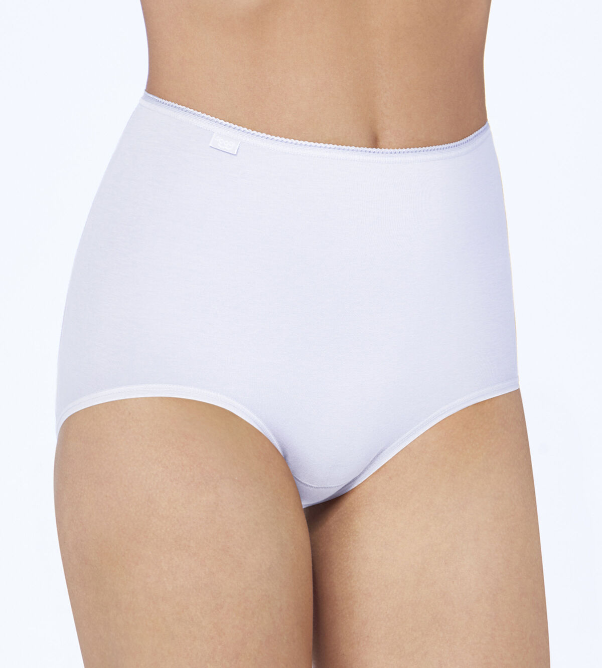 TRIUMPH ELASTICROSS COTTON 05 H SUPPORT SMOOTH PANTY IN WHITE